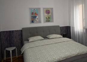 Studio Sky, Belgrad